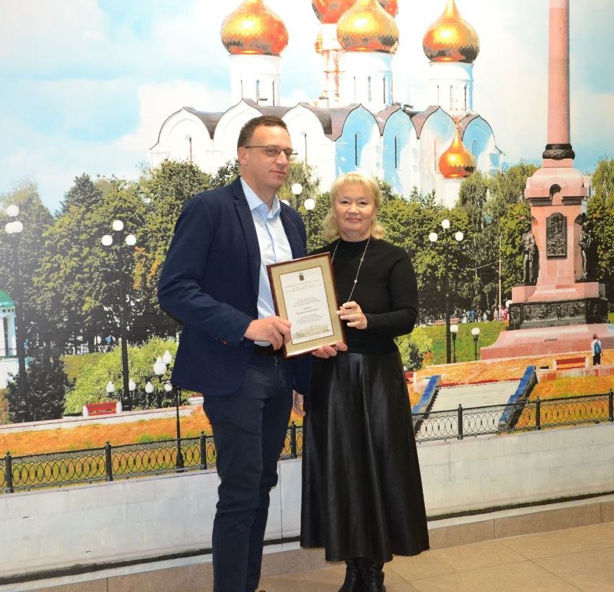 Заместитель главного врача ЯОКБ награжден Благодарностью Правительства области